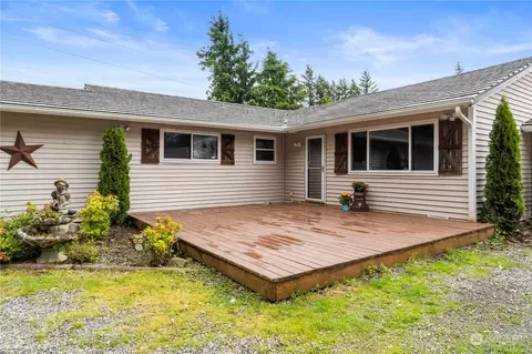 Exterior - 38917 264th Ave SE, Enumclaw, WA 98022 photo 5 of 10