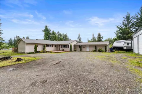 Exterior - 38917 264th Ave SE, Enumclaw, WA 98022 photo 4 of 10