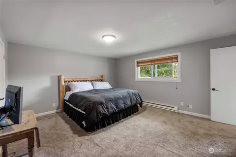 Bedroom - 38917 264th Ave SE, Enumclaw, WA 98022 photo 3 of 4