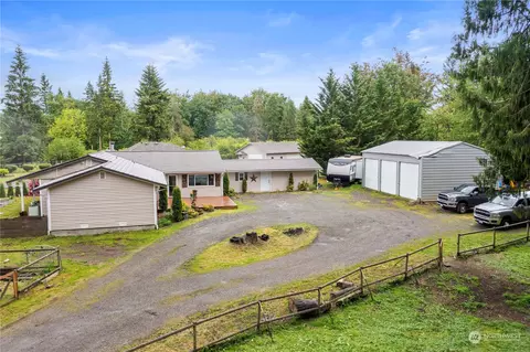 Exterior - 38917 264th Ave SE, Enumclaw, WA 98022 photo 2 of 10