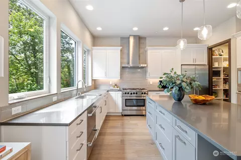 1024 Bell St, Edmonds, WA 98020 photo 7