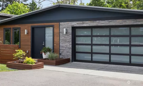 1024 Bell St, Edmonds, WA 98020 photo 3