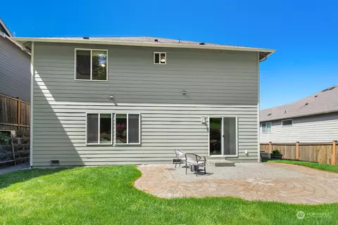 Exterior - 11413 58th Ave SE, Everett, WA 98208 photo 3 of 6