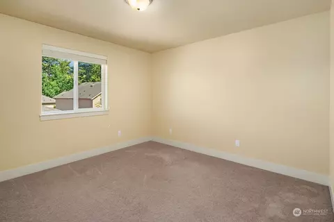 Bedroom - 11413 58th Ave SE, Everett, WA 98208 photo 2 of 4