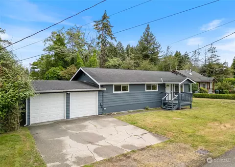 612 Smith St, Port Orchard, WA 98366