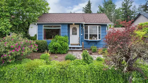1118 Sidney Ave, Port Orchard, WA 98366