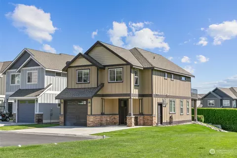 9398 Entiat Ln NW, Quincy, WA 98848