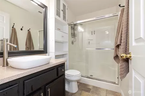 Bath - 219 E Springfield Loop, Shelton, WA 98584 photo 2 of 2