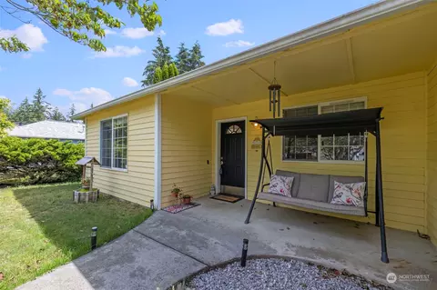 Exterior - 219 E Springfield Loop, Shelton, WA 98584 photo 5 of 8