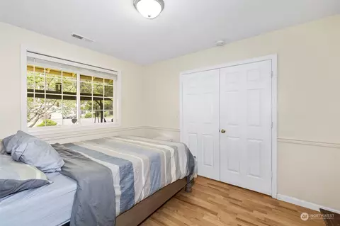 Bedroom - 219 E Springfield Loop, Shelton, WA 98584 photo 2 of 5
