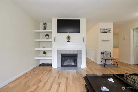 Living - 219 E Springfield Loop, Shelton, WA 98584 photo 3 of 3