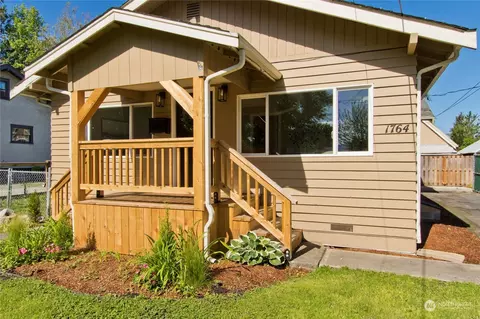 1764 Lafromboise St, Enumclaw, WA 98022