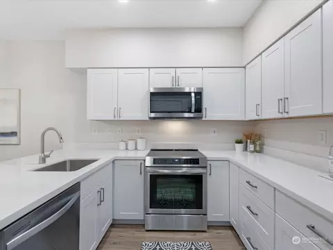 107 164th St SE #1-102, Bothell, WA 98012 photo 6