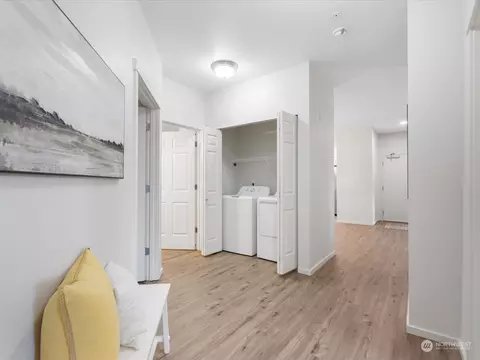 107 164th St SE #1-102, Bothell, WA 98012 photo 16