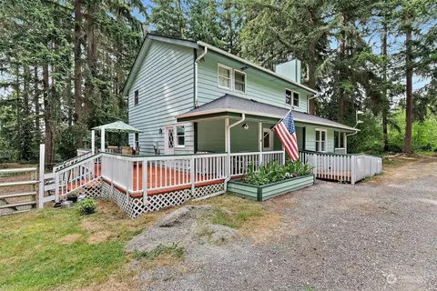 35622 16th Avenue Ct S, Roy, WA 98580