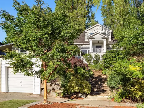 3820 38th Ave S, Seattle, WA 98118