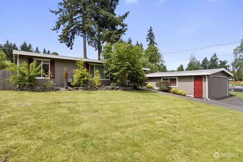 2313 SW 341st Pl, Federal Way, WA 98023