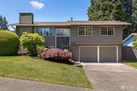 32527 35th Ave SW, Federal Way, WA 98023