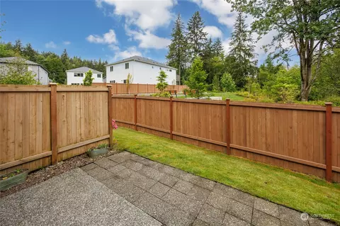 Exterior - 21624 9th Ave SE #D106, Bothell, WA 98021 photo 5 of 8