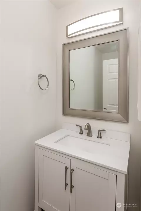 Bath - 21624 9th Ave SE #D106, Bothell, WA 98021 photo 1 of 4