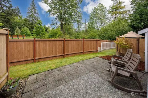 Exterior - 21624 9th Ave SE #D106, Bothell, WA 98021 photo 4 of 8
