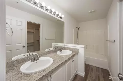 Bath - 21624 9th Ave SE #D106, Bothell, WA 98021 photo 2 of 4