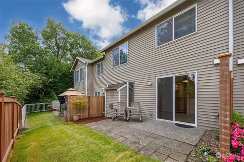 Exterior - 21624 9th Ave SE #D106, Bothell, WA 98021 photo 6 of 8