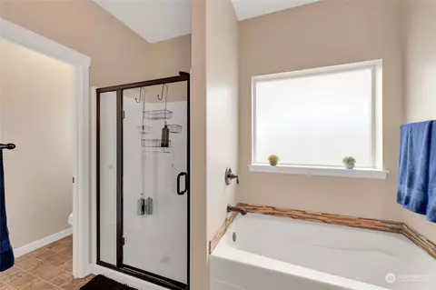 Bath - 1216 206th St E, Spanaway, WA 98387 photo 2 of 3