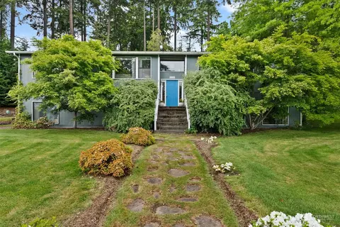 4920 Sumner Heights Dr E, Edgewood, WA 98372