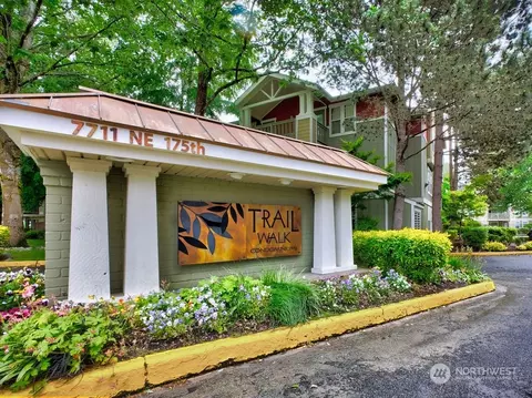 7711 NE 175th St #B301, Kenmore, WA 98028