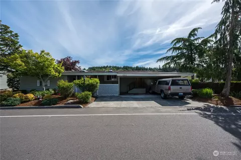 Exterior - 23803 Lake Dr W, Bothell, WA 98021 photo 2 of 4