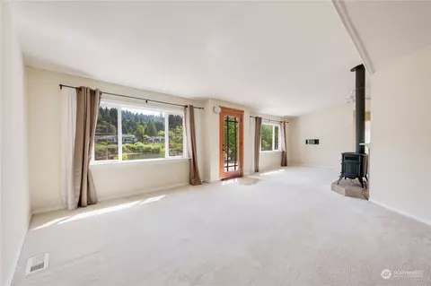 Living - 23803 Lake Dr W, Bothell, WA 98021 photo 2 of 4