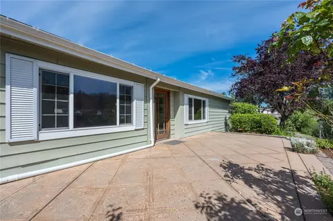 Other - 23803 Lake Dr W, Bothell, WA 98021 photo 6 of 8