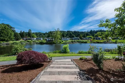 23803 Lake Dr W, Bothell, WA 98021