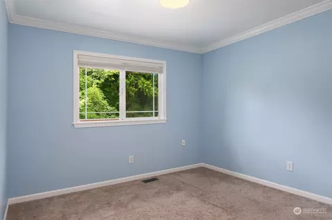 Bedroom - 805 103rd Pl SE, Everett, WA 98208 photo 3 of 4