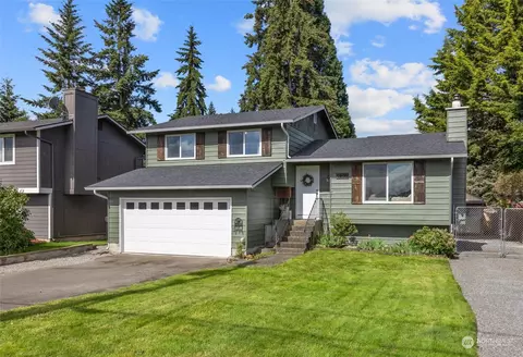 9406 51st Ave NE, Marysville, WA 98270