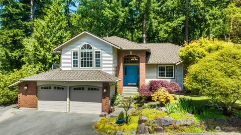 15911 70th Ave W, Edmonds, WA 98026