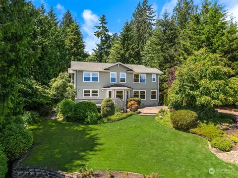 6262 NEarly Dawn Ln, Poulsbo, WA 98370