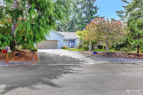 116 Hurricane Ridge Dr, Sequim, WA 98382