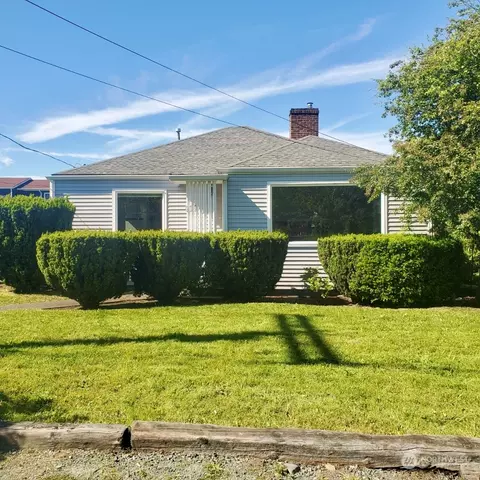 910 35th St, Anacortes, WA 98221