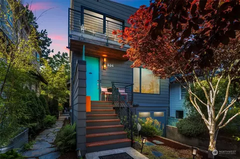 534 N 82nd St, Seattle, WA 98103