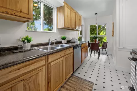 733 21st Ave E, Seattle, WA 98112 photo 10