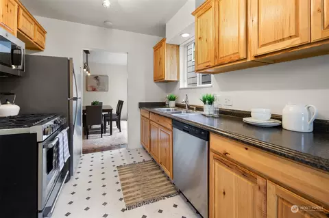 733 21st Ave E, Seattle, WA 98112 photo 8
