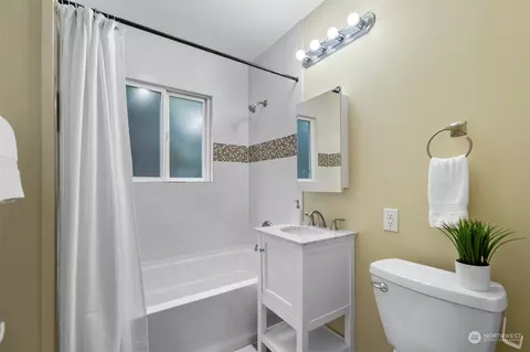 733 21st Ave E, Seattle, WA 98112 photo 25