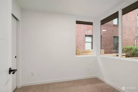 2344 C Franklin Ave E, Seattle, WA 98102 photo 3