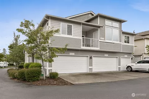 2260 Simmons St #A, Dupont, WA 98327