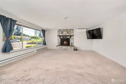 623 174th St S, Spanaway, WA 98387 photo 5
