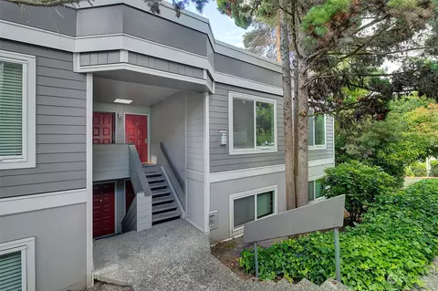4202 Factoria Blvd SE #D-10, Bellevue, WA 98006
