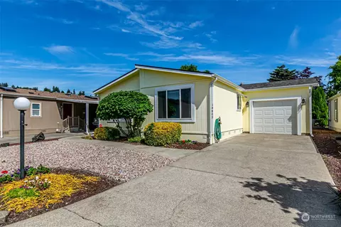 14809 121st St E #9, Puyallup, WA 98374