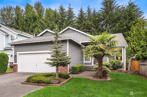 16105 SE 255th Pl, Covington, WA 98042
